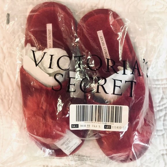 VS Red Pom Pom Slipper Small (5-6) - Picture 5 of 8